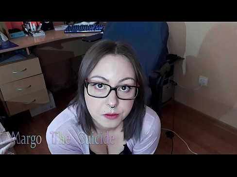 ❤️ Seksikas prillidega tüdruk imeb dildot sügavalt kaamera ette Anaal porno at us ❌️